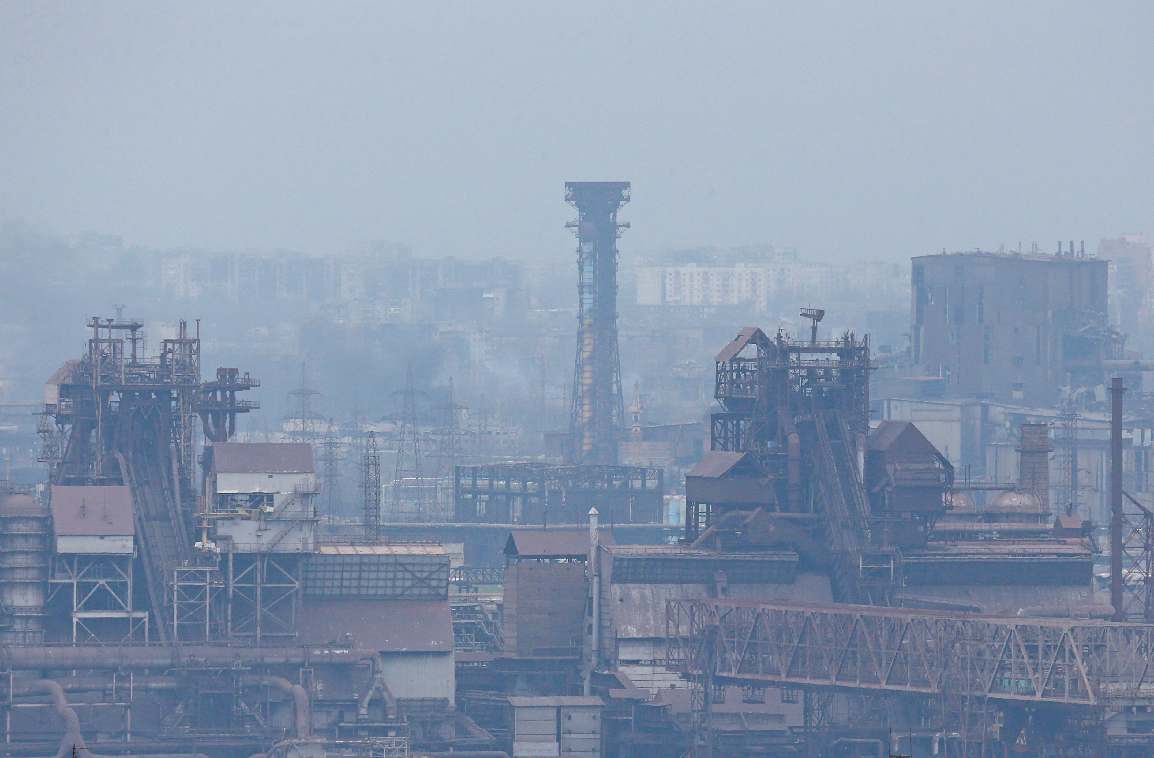 image Putin cancels Russian plans to storm Mariupol steel plant, opts for blockade instead