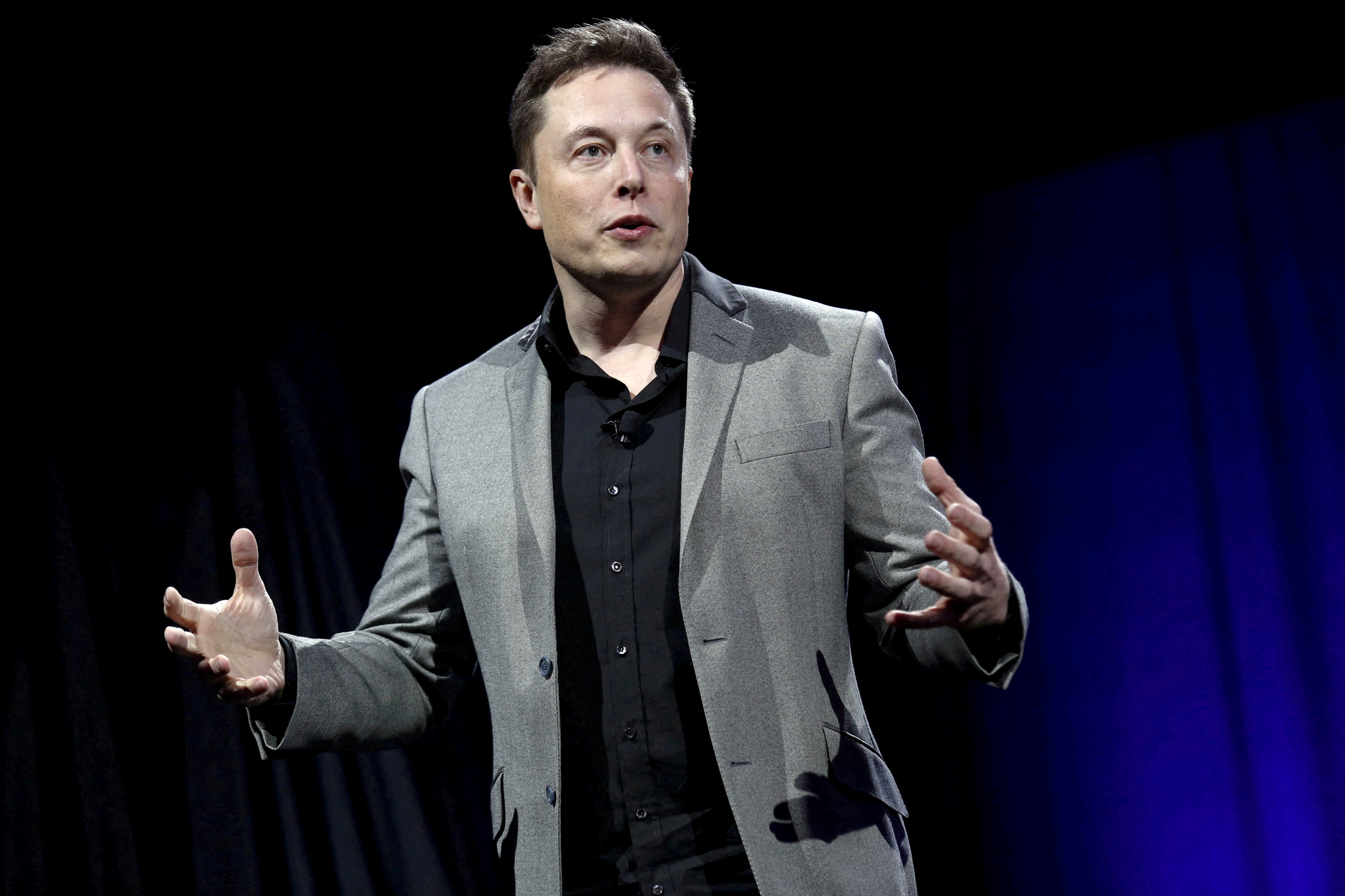 image Musk gets Twitter for $44 billion, to cheers and fears of &#8216;free speech&#8217; plan