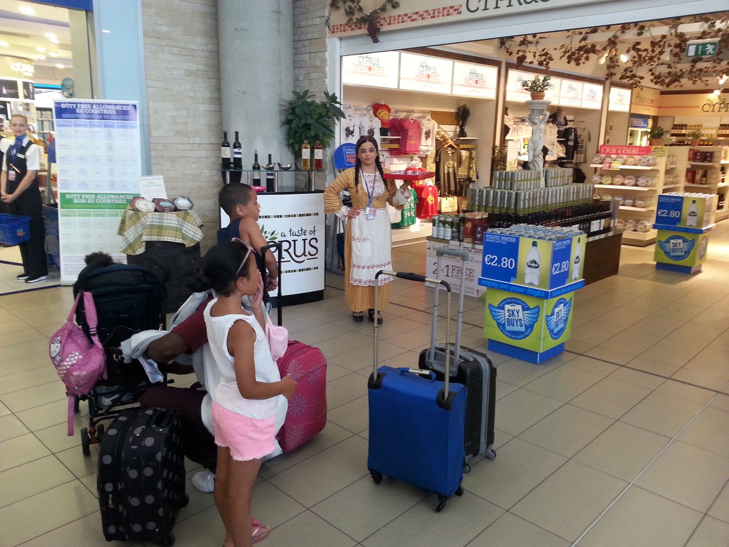 image Busy summer ahead for Paphos airport, Karousos says