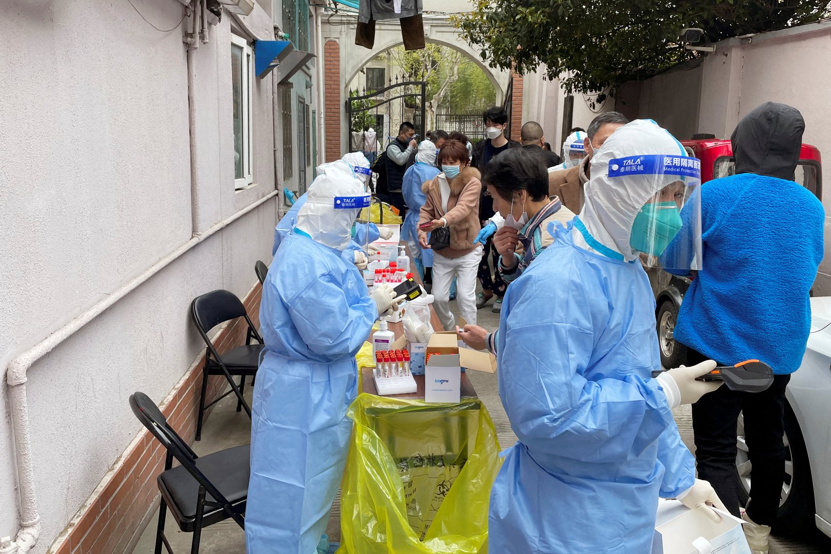 image Shanghai reports 12 new Covid deaths as frustrations boil over