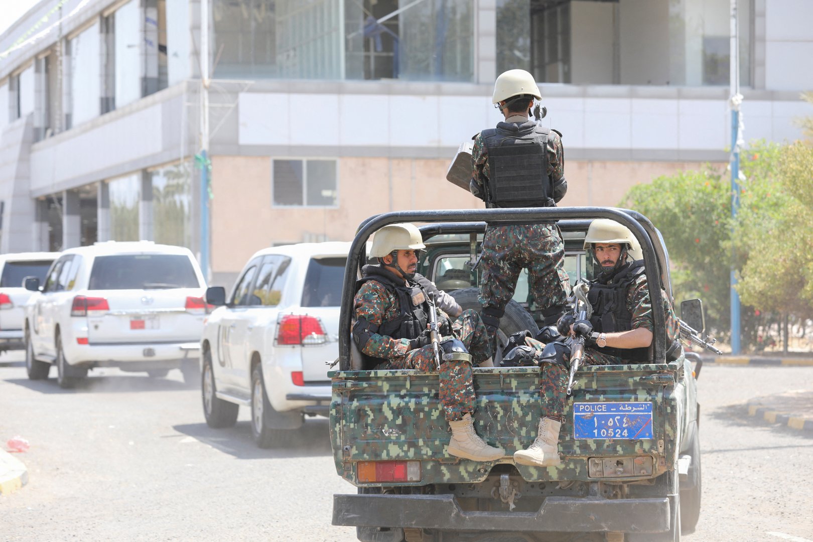 image UAE-backed Yemeni forces seize Shabwa energy sites in tussle with rivals