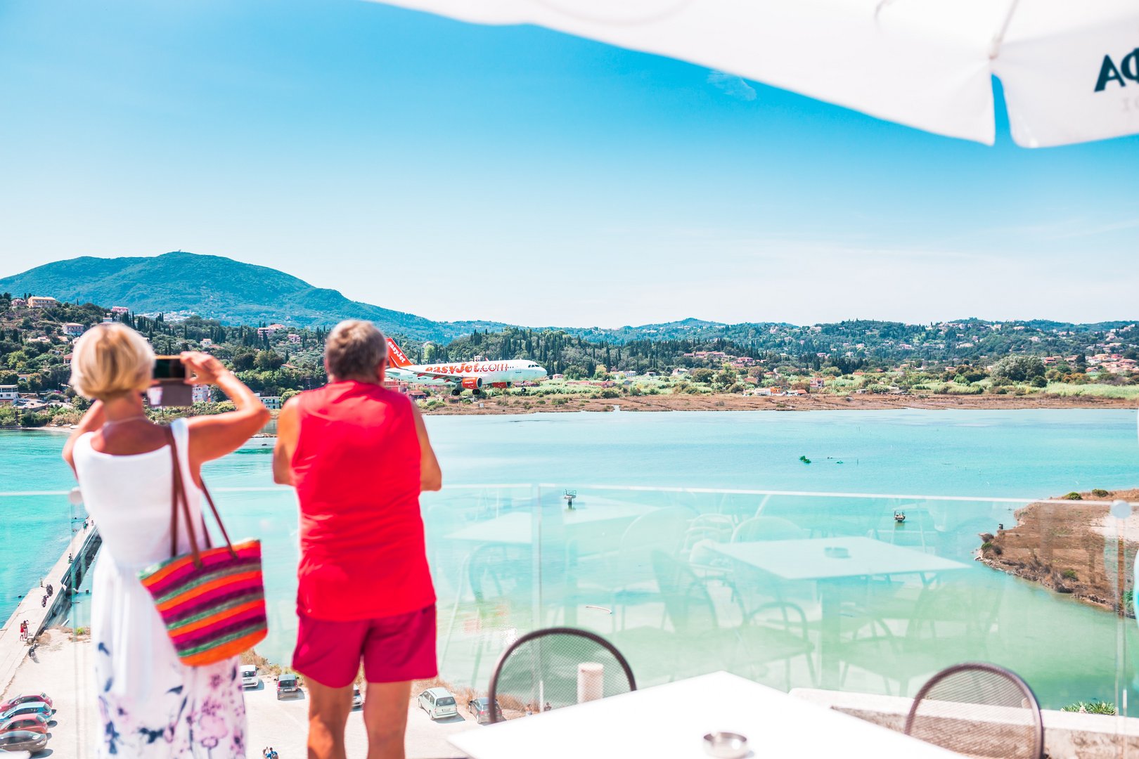 image Greece lifts Covid restrictions for summer tourism season