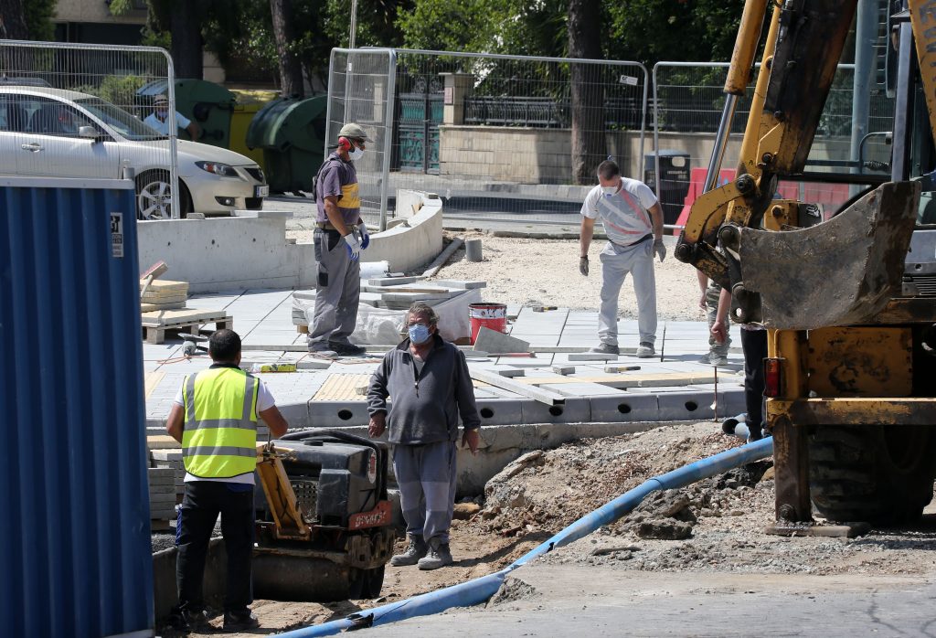 image No worker hit by heatstroke in latest heatwave
