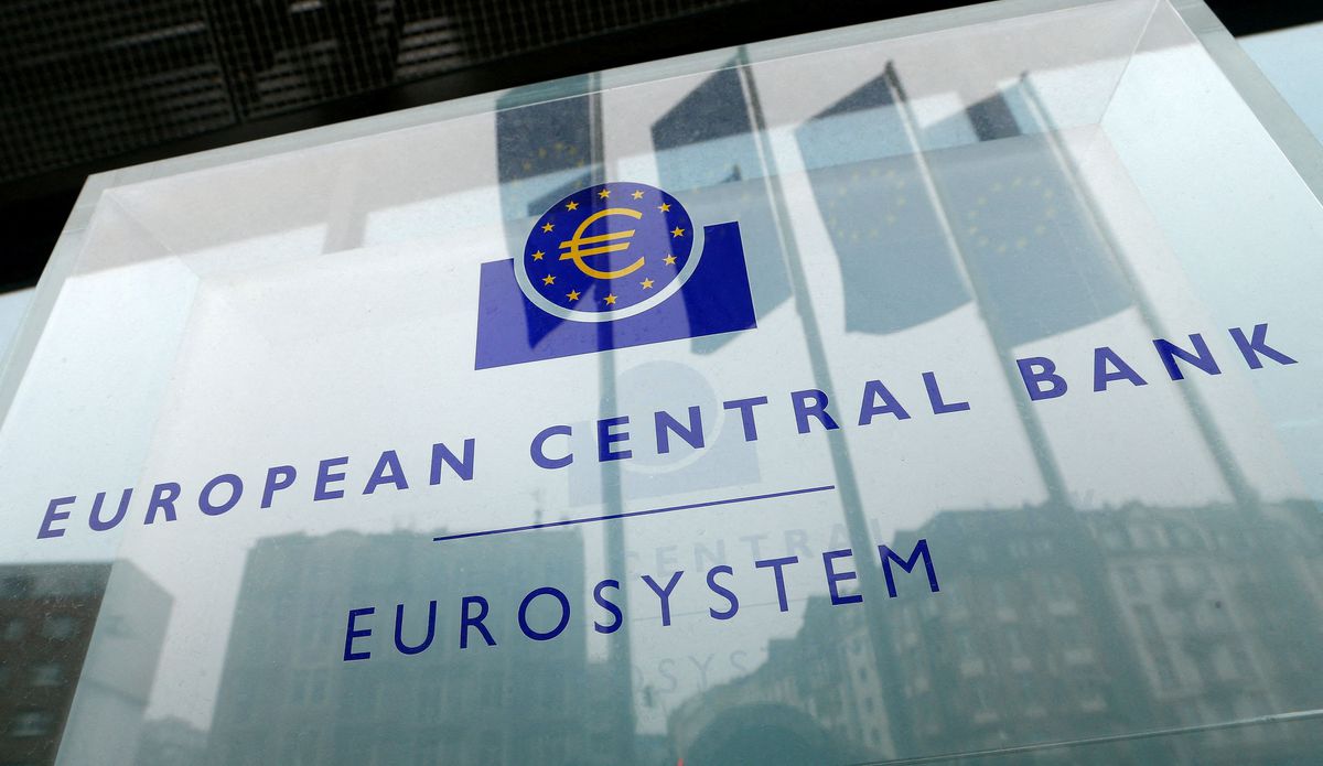 image ECB policymakers keen for quick end to bond buys, early rate hike