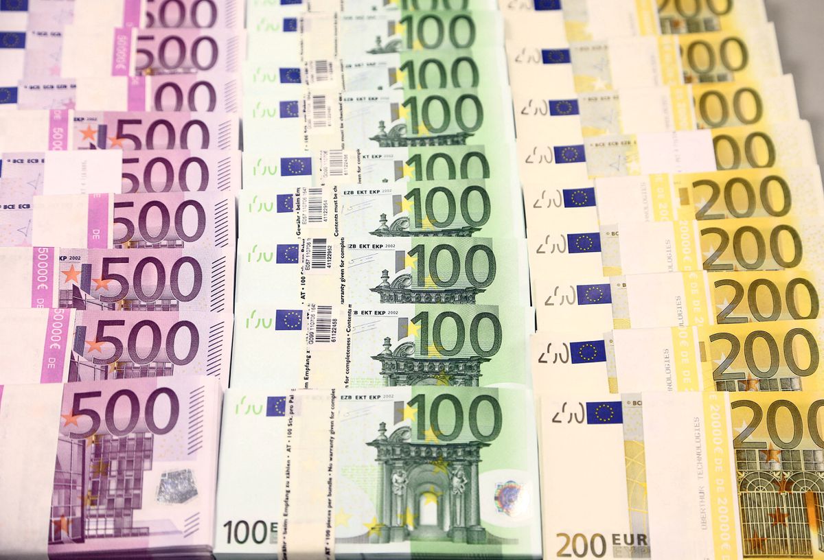 image Croatia adopts law to introduce euro as currency from Jan 2023