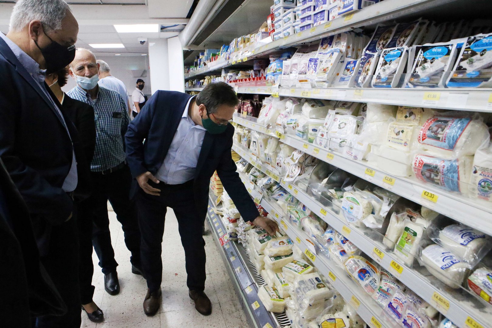 image Plenty of good quality local lamb, at low prices, minister assures