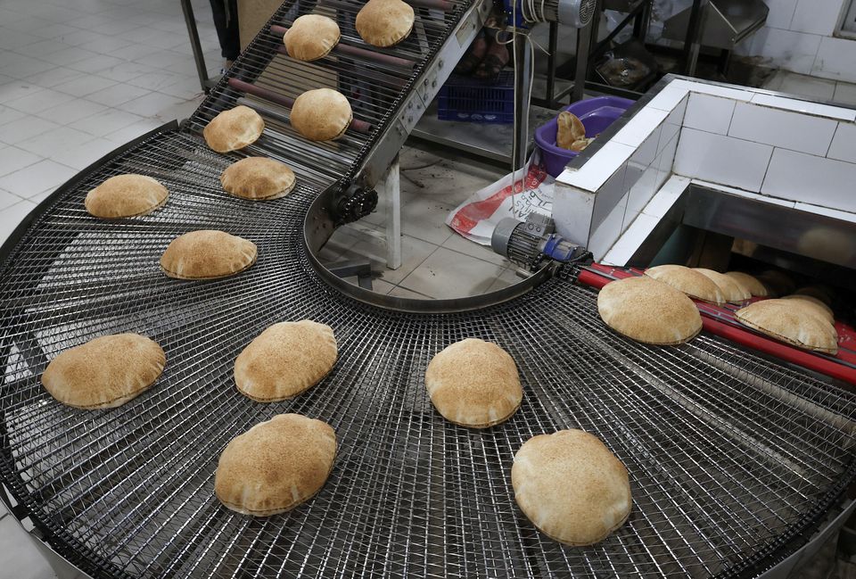 image Lebanon disburses funds to temporarily avert bread crisis, minister says