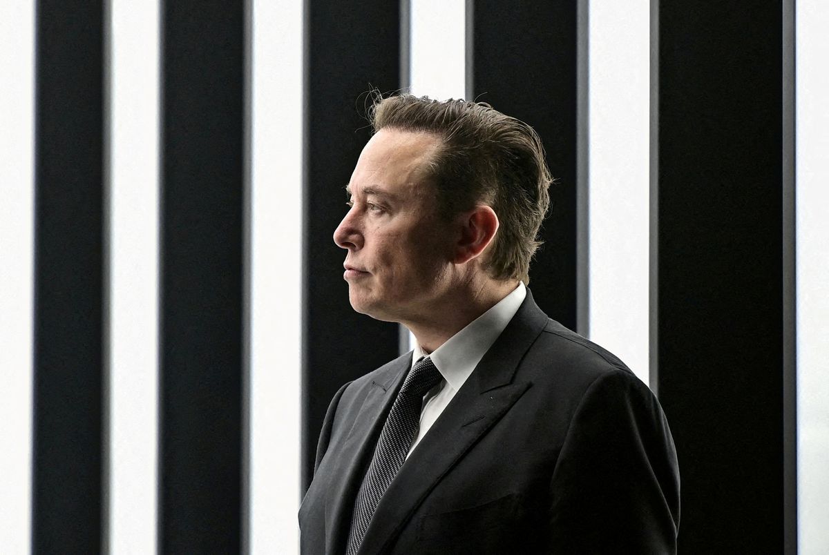 image Musk proposes Twitter Blue subscription shake-up days after disclosing Twitter stake