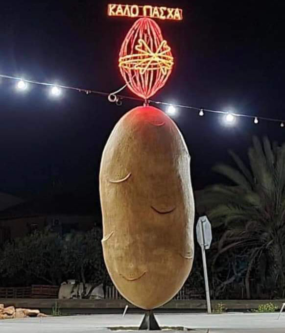 image Big Potato dressed up for Easter