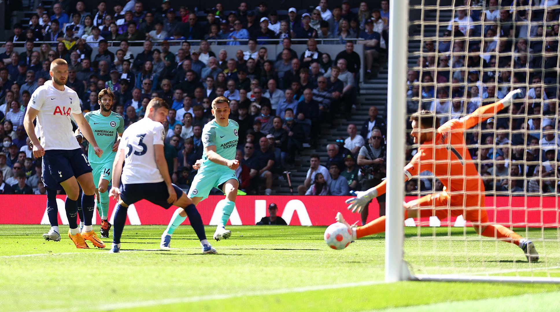 image Tottenham&#8217;s top-four hopes dented by loss to Brighton