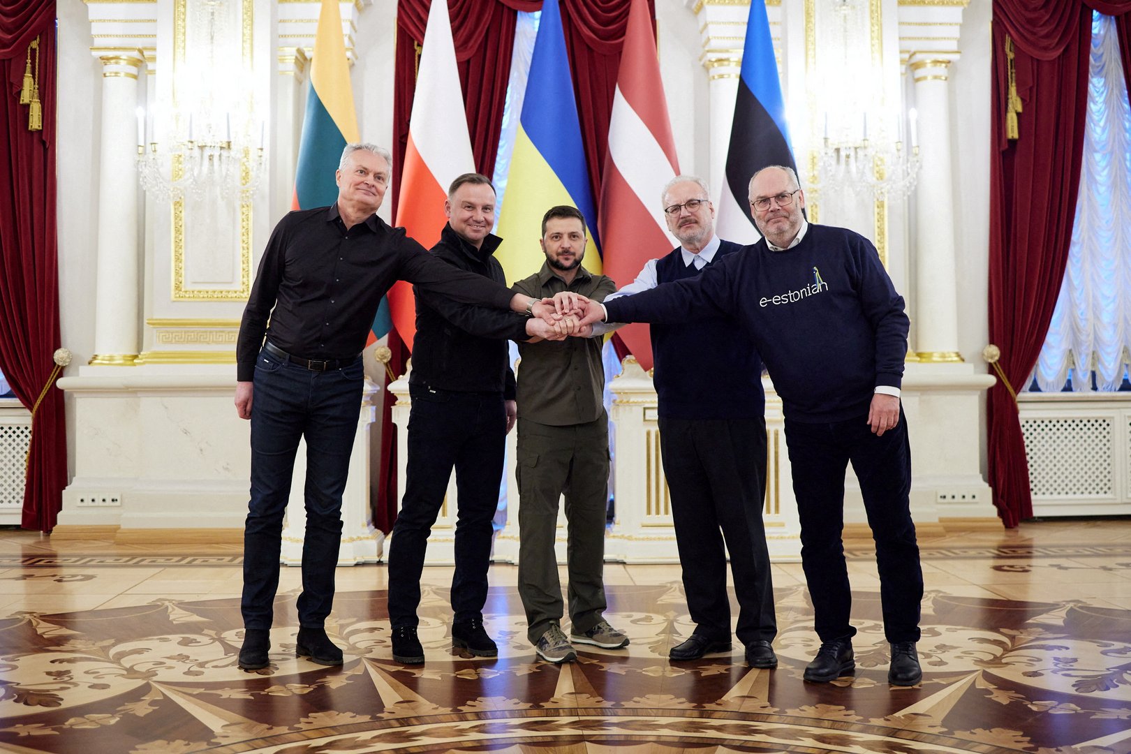 image Baltic nations say they will refuse refuge to Russians fleeing mobilisation