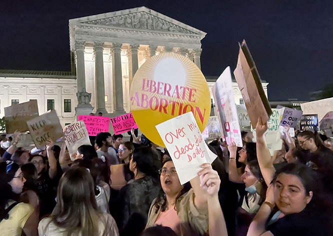 image US Supreme Court potential shock move on abortion sparks protests