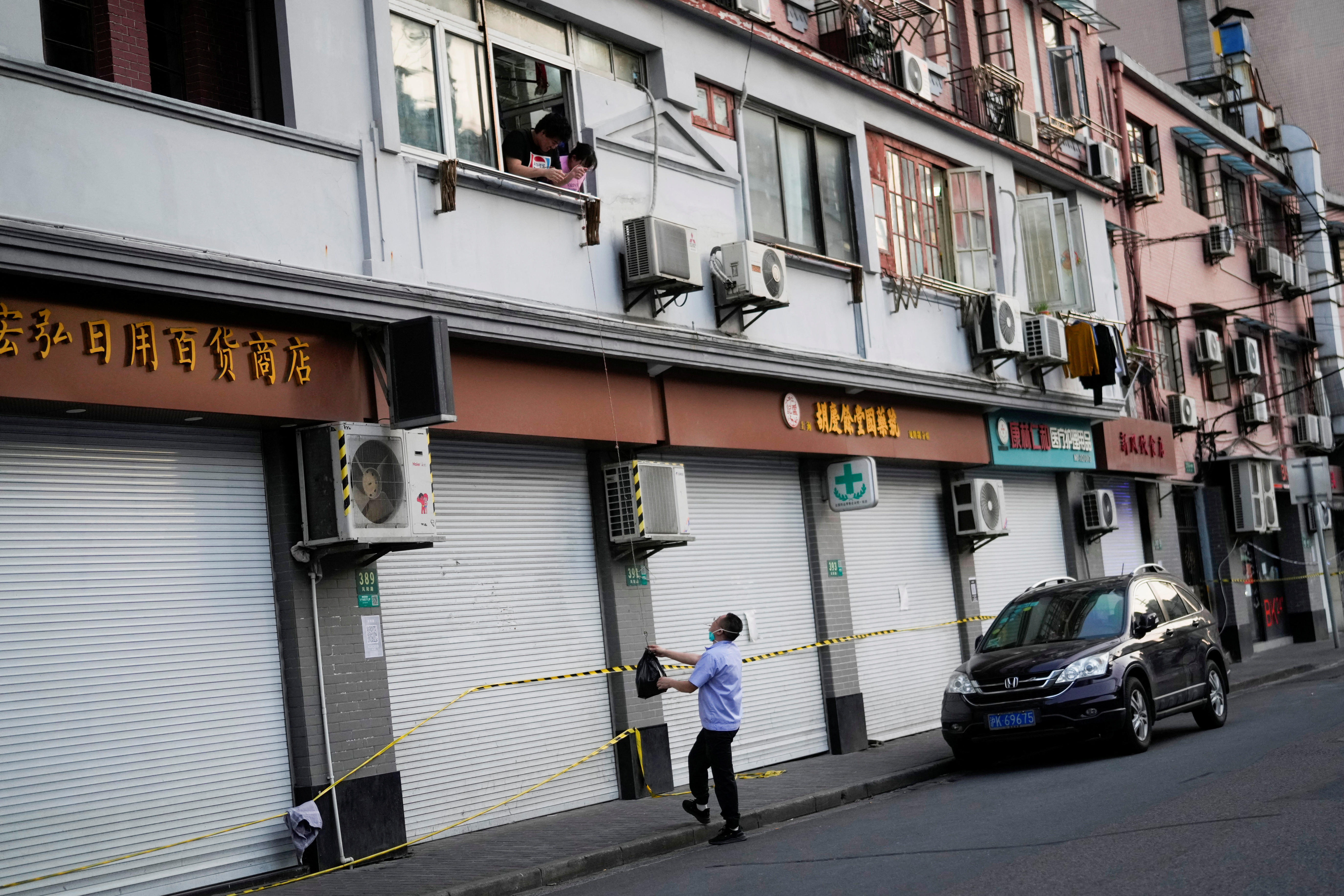 image &#8216;Go home!&#8217; Covid-hit Shanghai, Beijing tell residents to avoid social contacts
