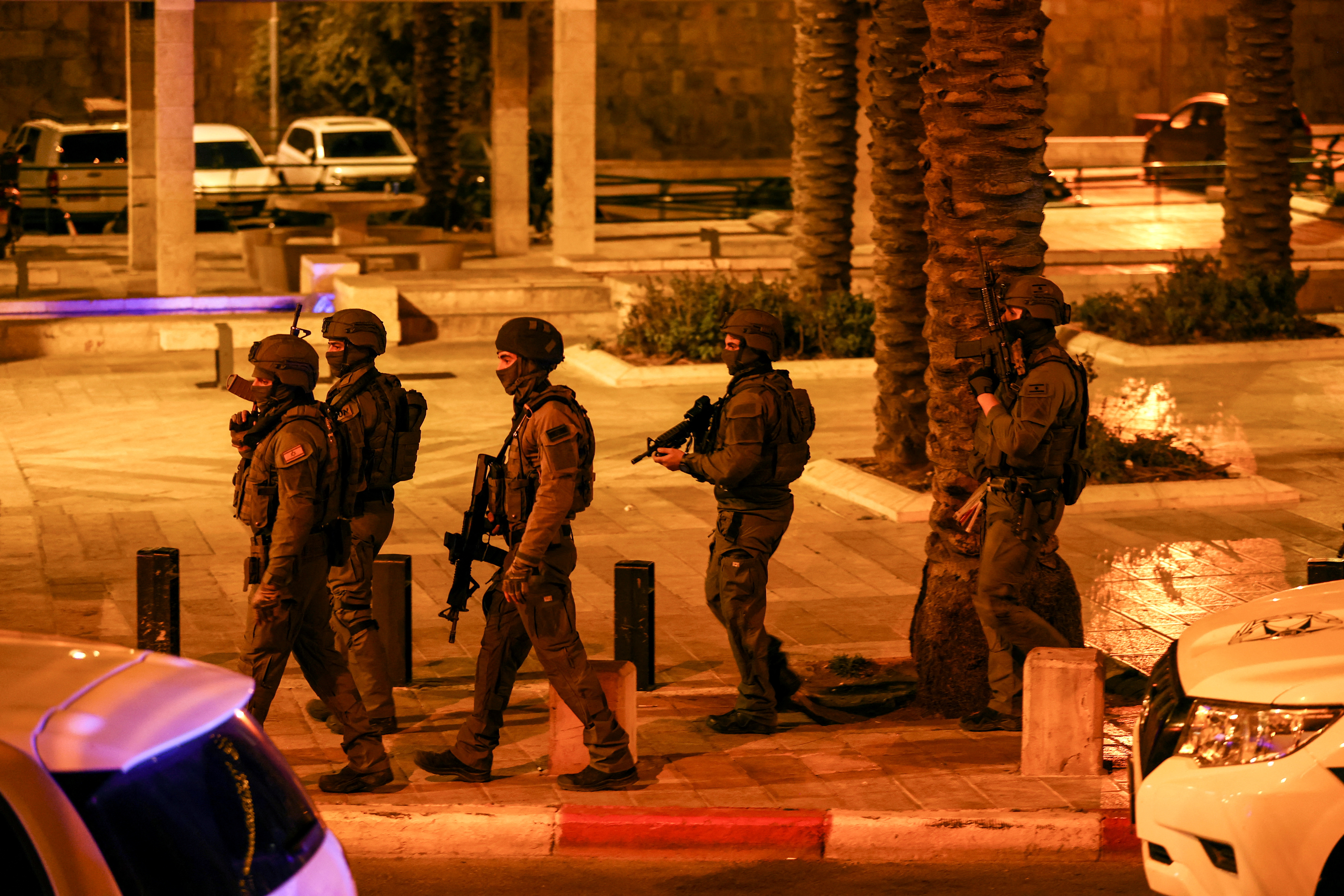 image Two Palestinians killed, Israeli policeman stabbed as violence simmers