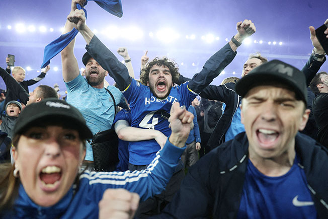 image Lampard hails Everton fans after Premier League safety secured