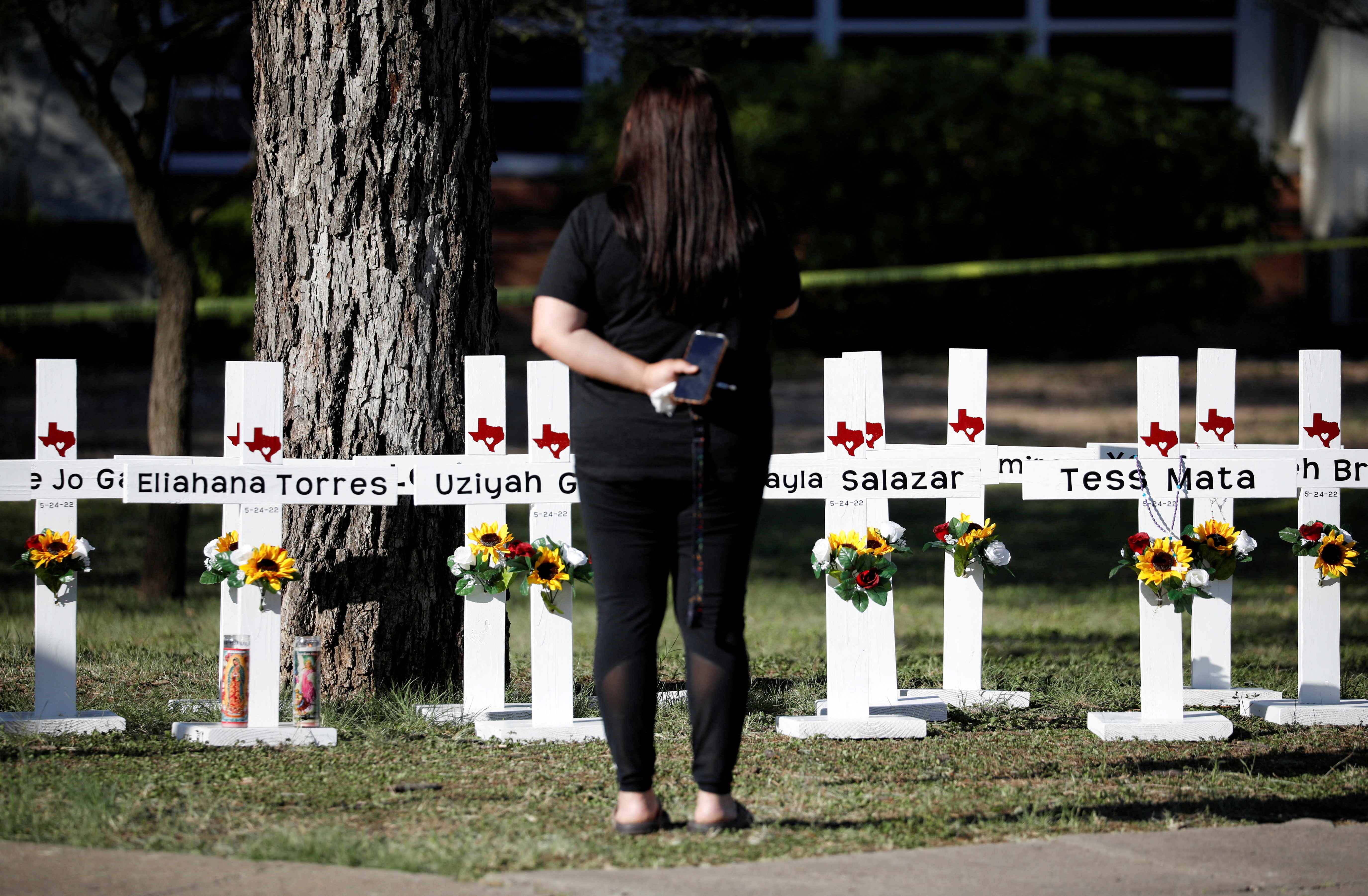 image &#8216;Send the police now&#8217;: Kids called 911 from Texas classroom during massacre as police waited