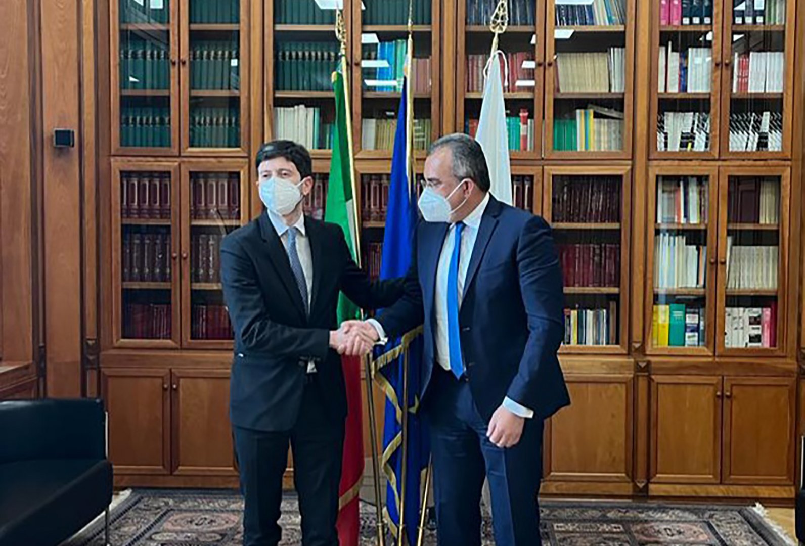 image Cyprus, Italy working together on disease control
