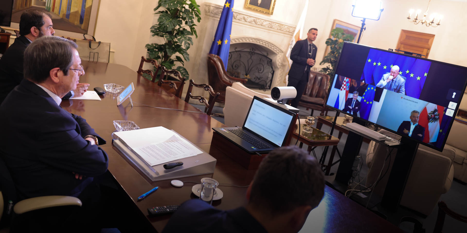 image Anastasiades urges EU leaders to adopt targeted sanctions on Russia