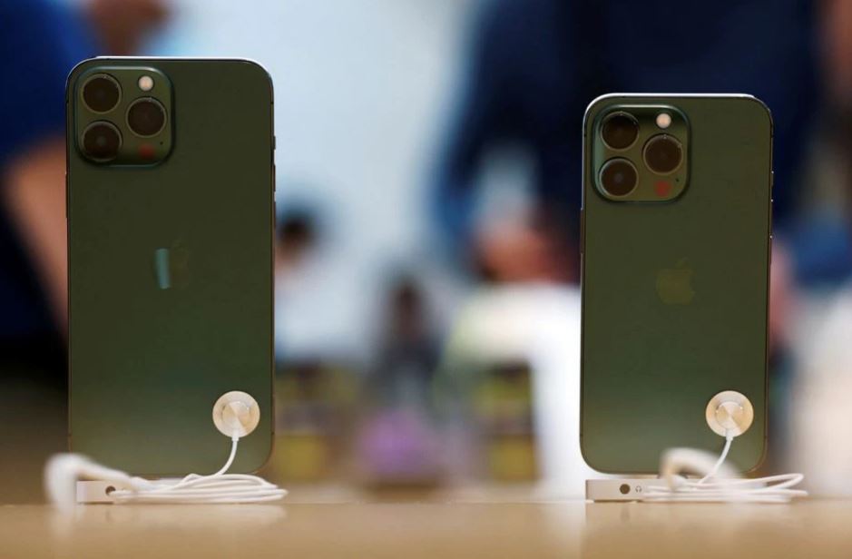 image Apple&#8217;s iPhone development schedule delayed by China lockdowns