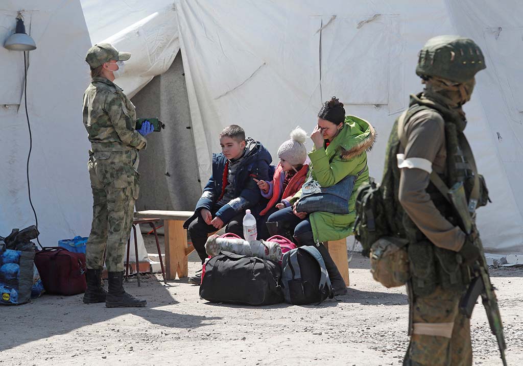 image Civilians evacuated from Azovstal plant