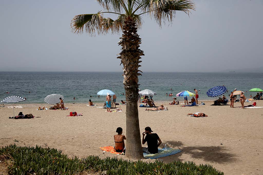 image Greece lifts Covid curbs for travellers ahead of key summer season