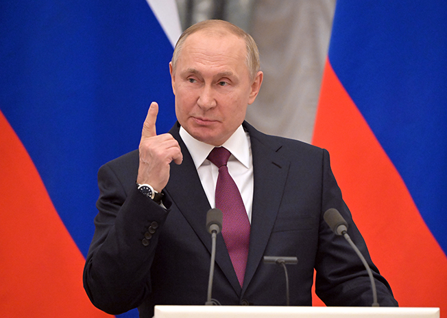 image Putin warns United States against supplying Ukraine longer range missiles
