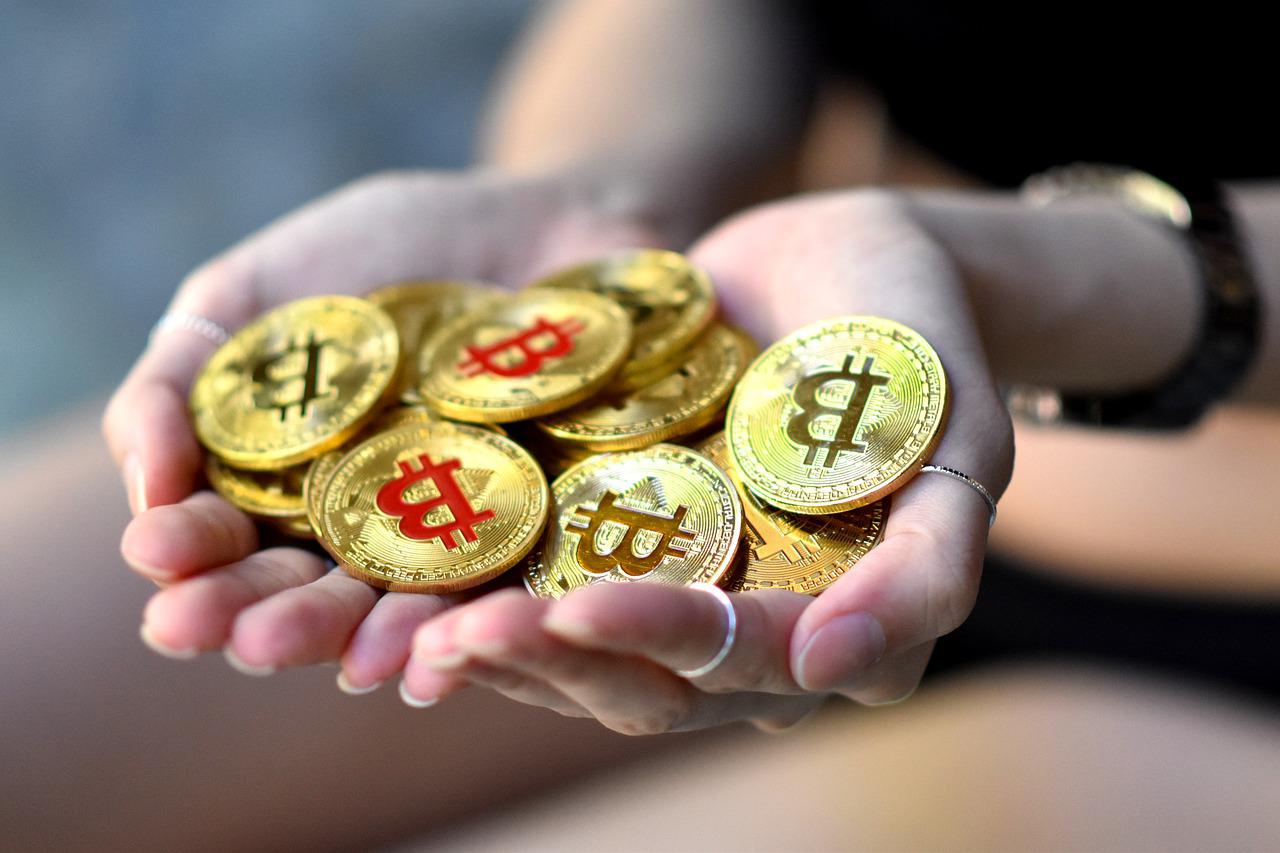 image How to become wealthy by investing in Bitcoin
