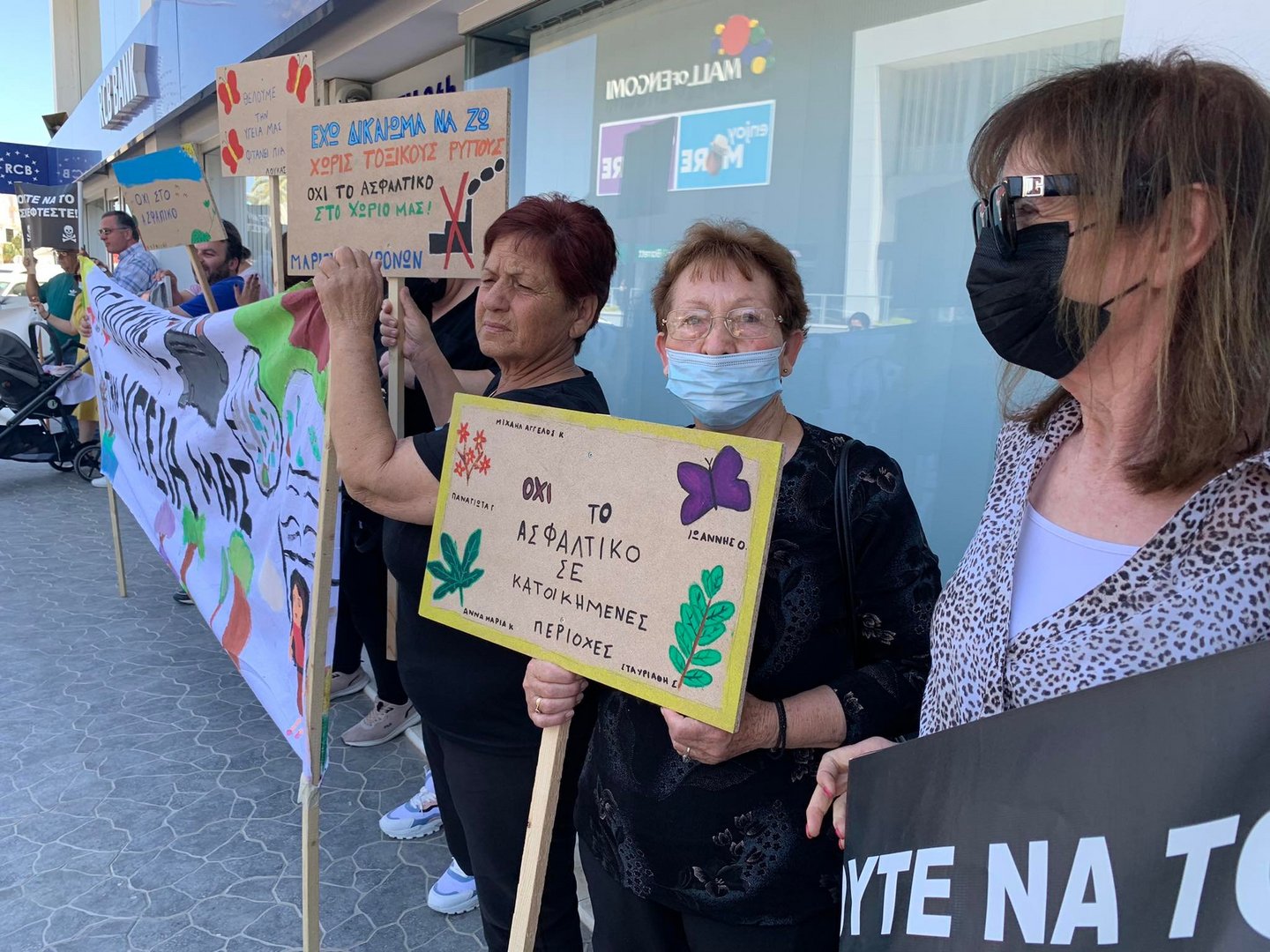 mitsero protest