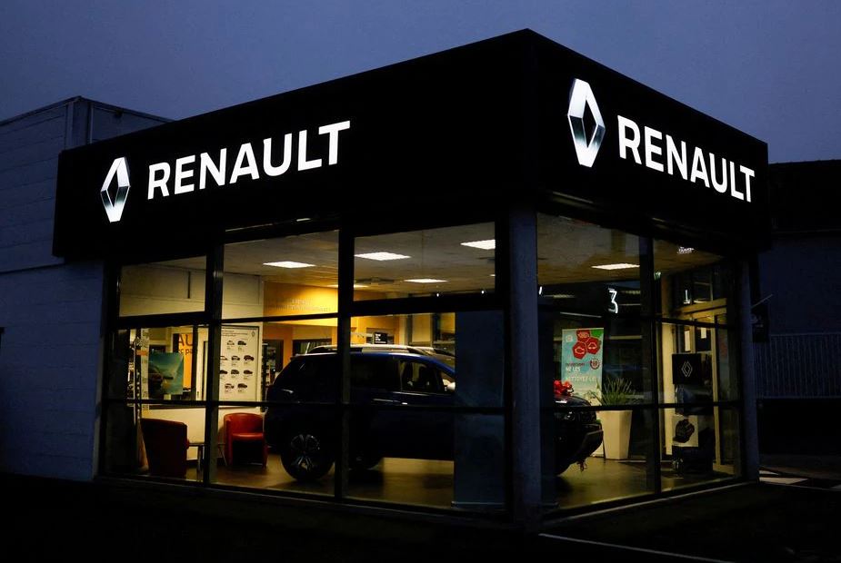image Renault unveils hydrogen-powered prototype SUV in race to cleaner driving