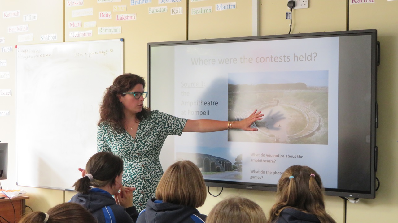 image Cypriot teacher up for top UK teaching award
