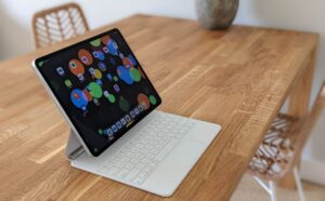tablet and pc market cyprus mail