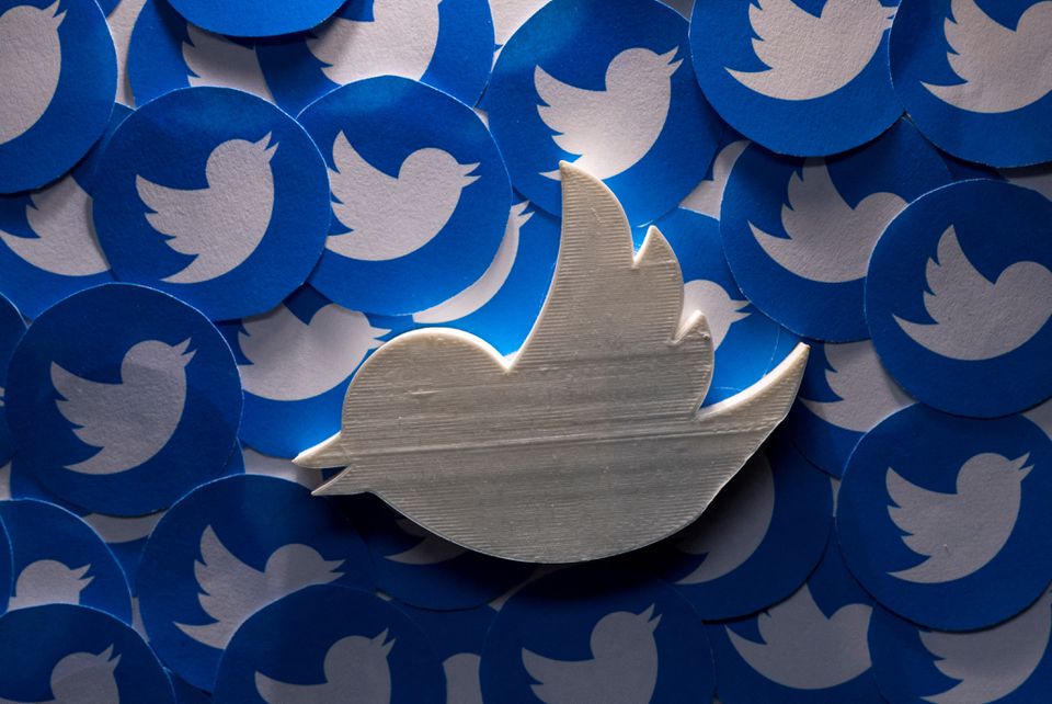 image Twitter will roll out long-awaited edit button to paid subscribers