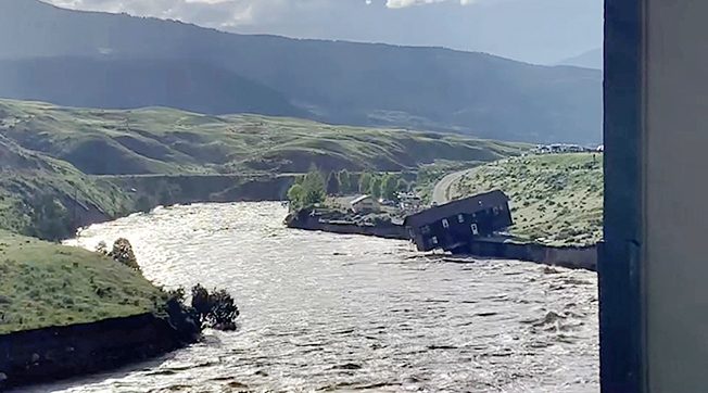 image Yellowstone closed for first time in 34 years amid flooding, mudslides