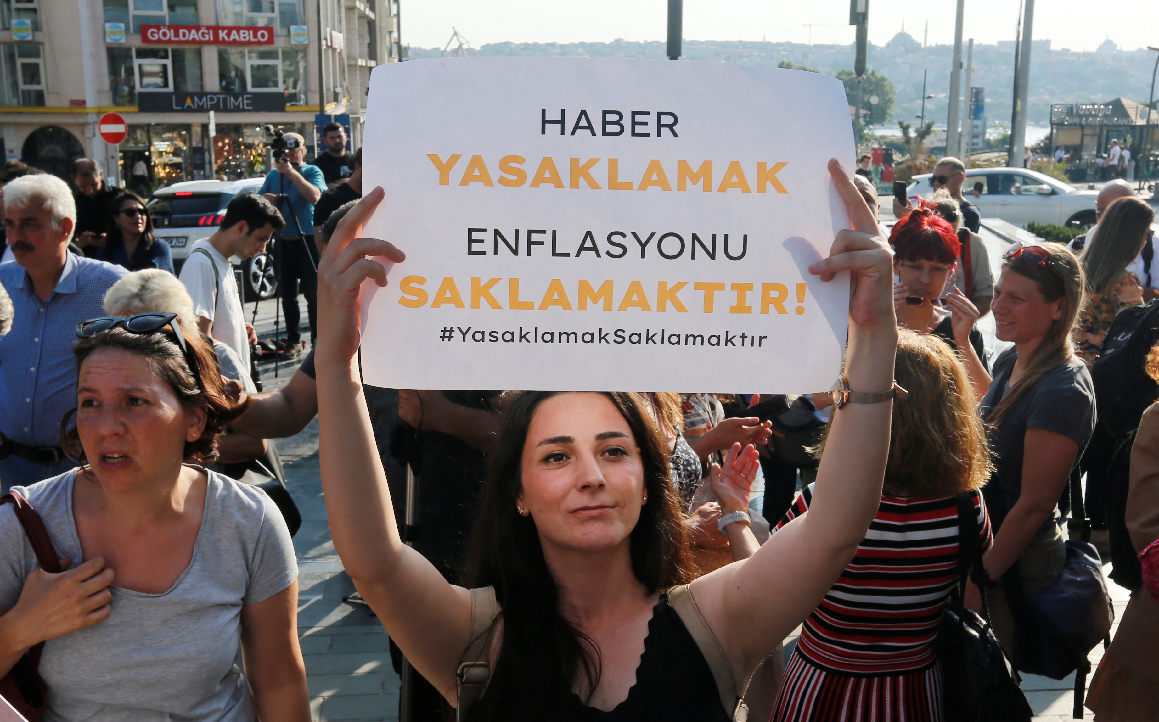 image Turkey&#8217;s &#8216;disinformation&#8217; bill to have pre-election &#8216;chilling effect&#8217;