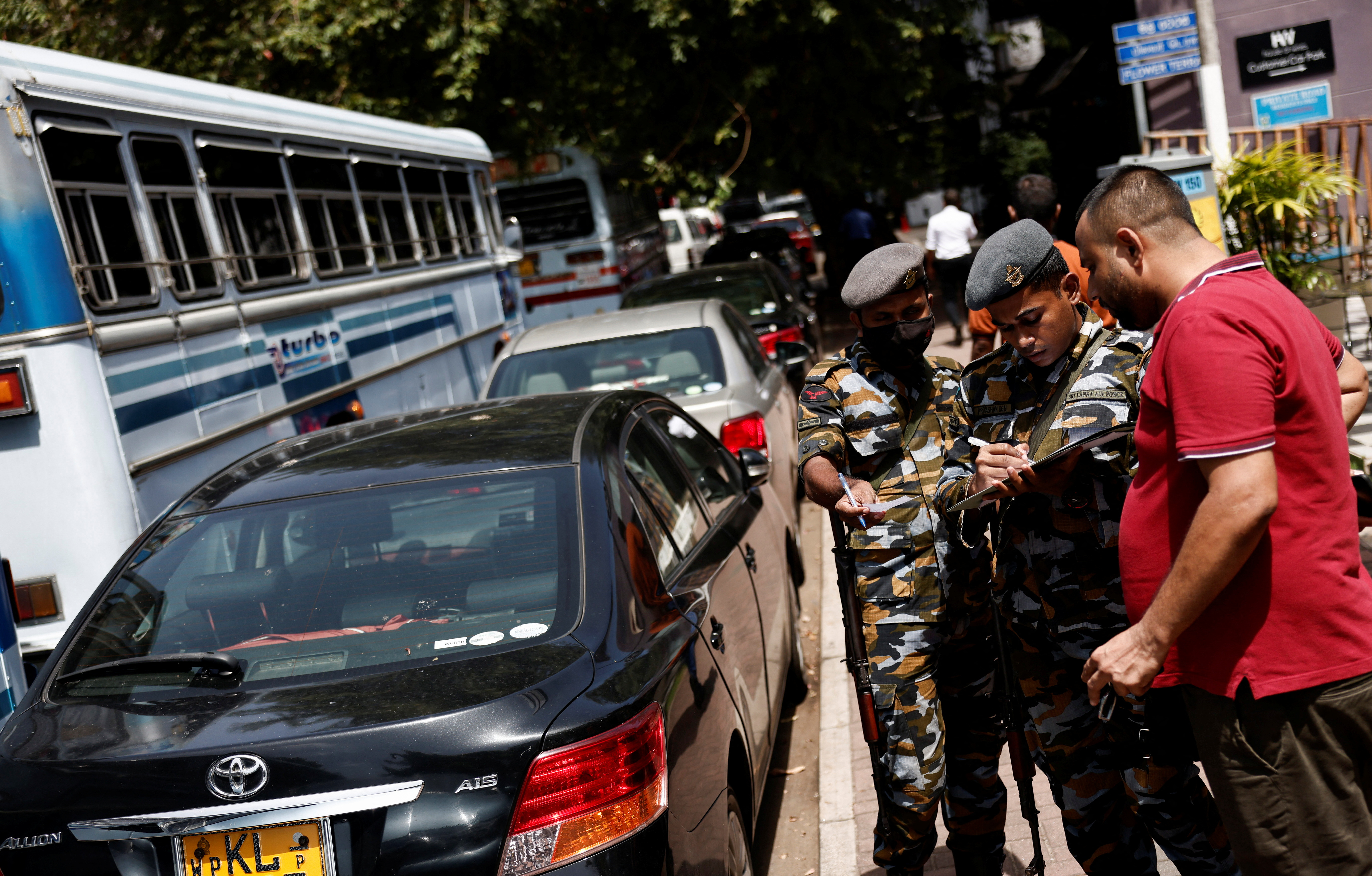 image Sri Lanka stops fuel supply to non-essential services, shuts schools, urges work from home