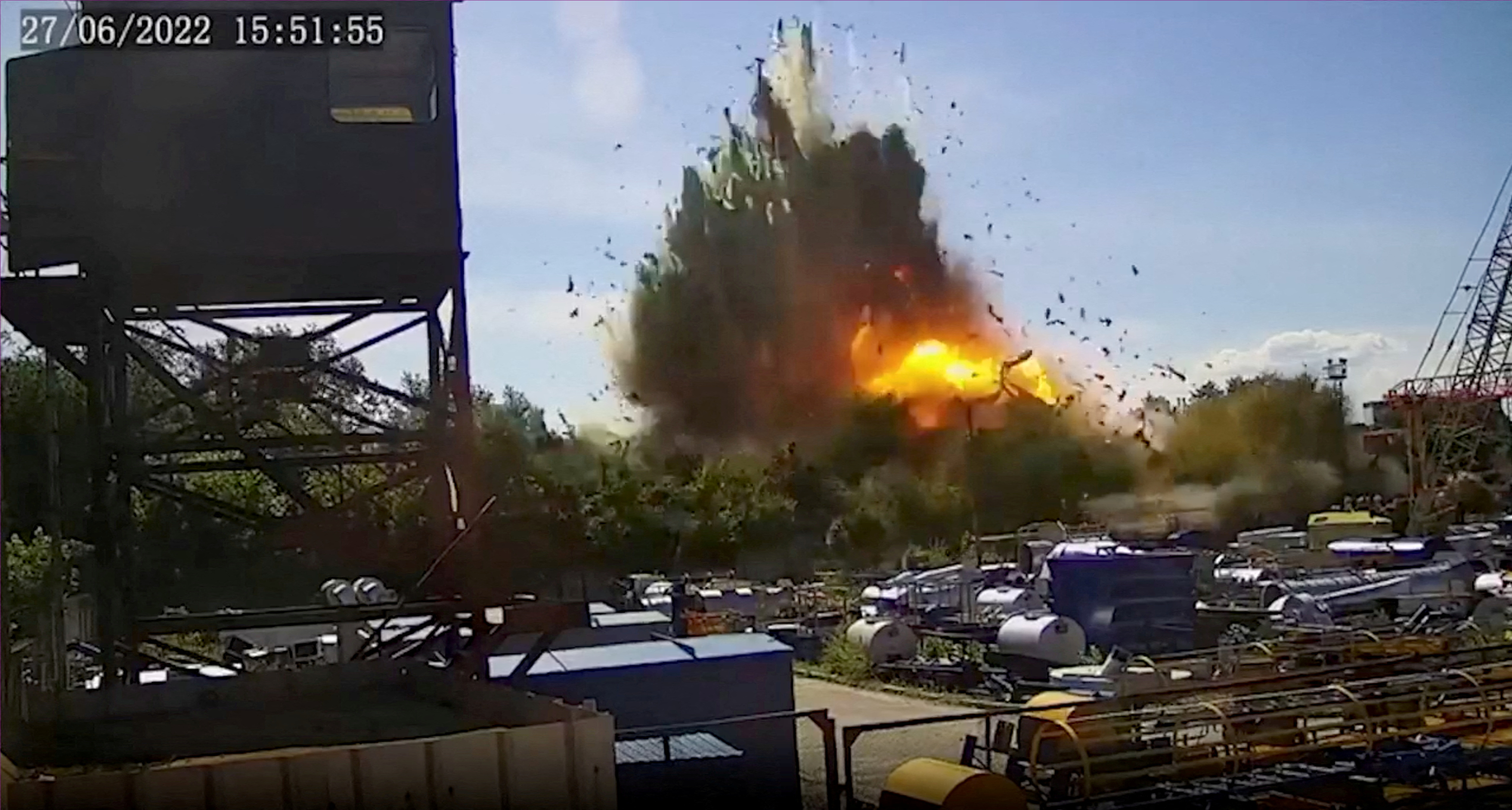 image NATO agrees military aid for &#8216;heroic&#8217; Ukraine, Russia steps up attacks in south