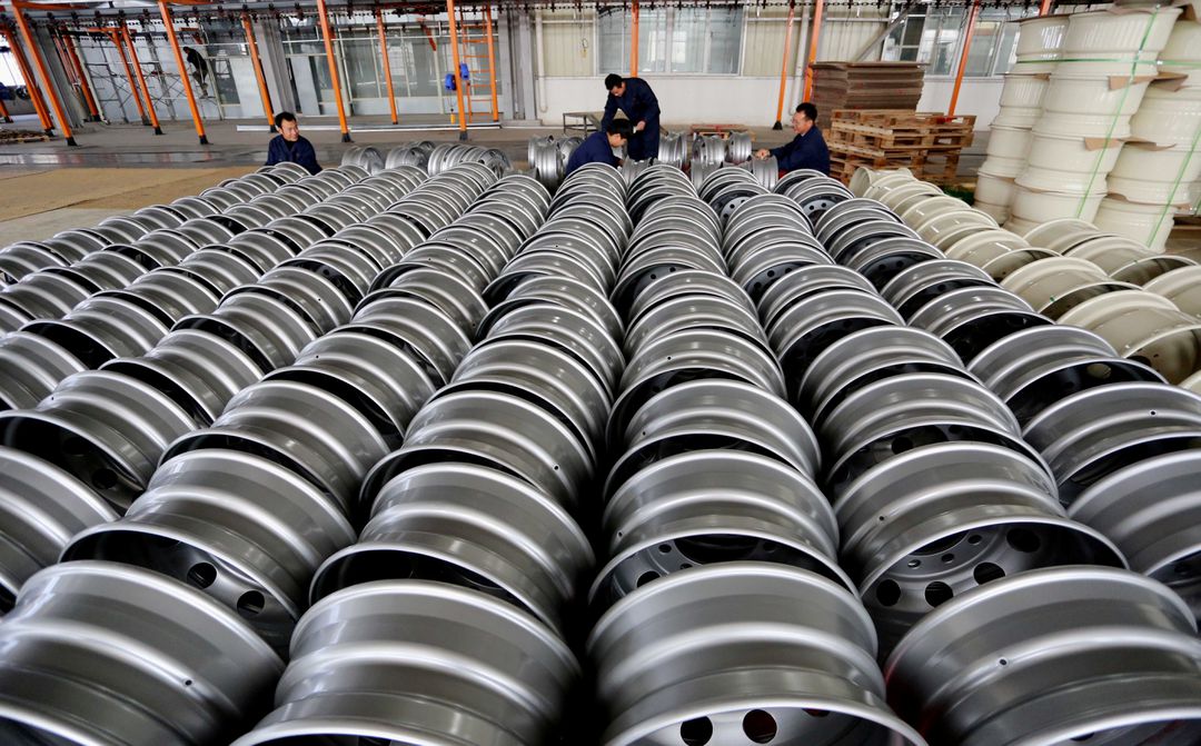image China extends anti-dumping tariffs on EU, UK steel fasteners imports