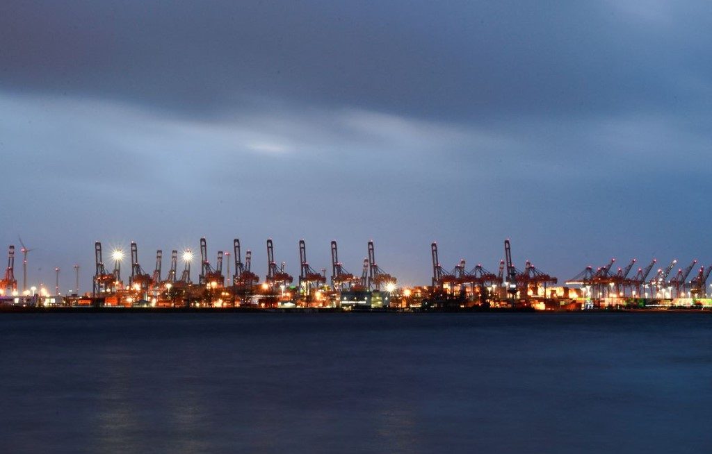image Eurozone trade deficit almost doubles in April