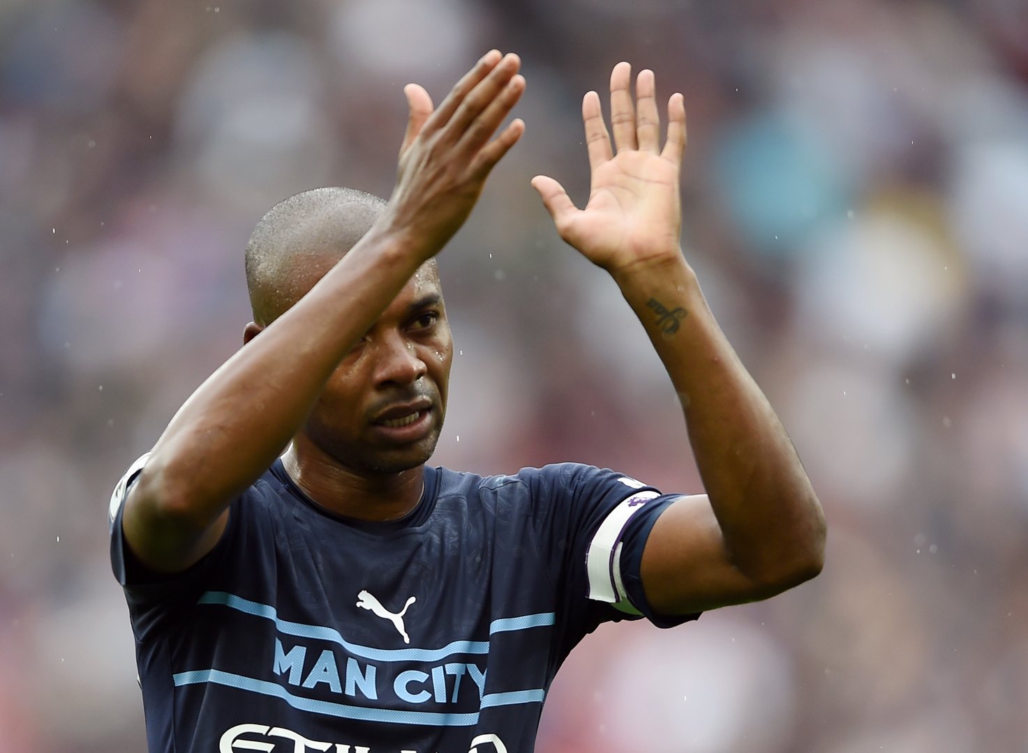 image Fernandinho completes his return to former club Athletico Paranaense
