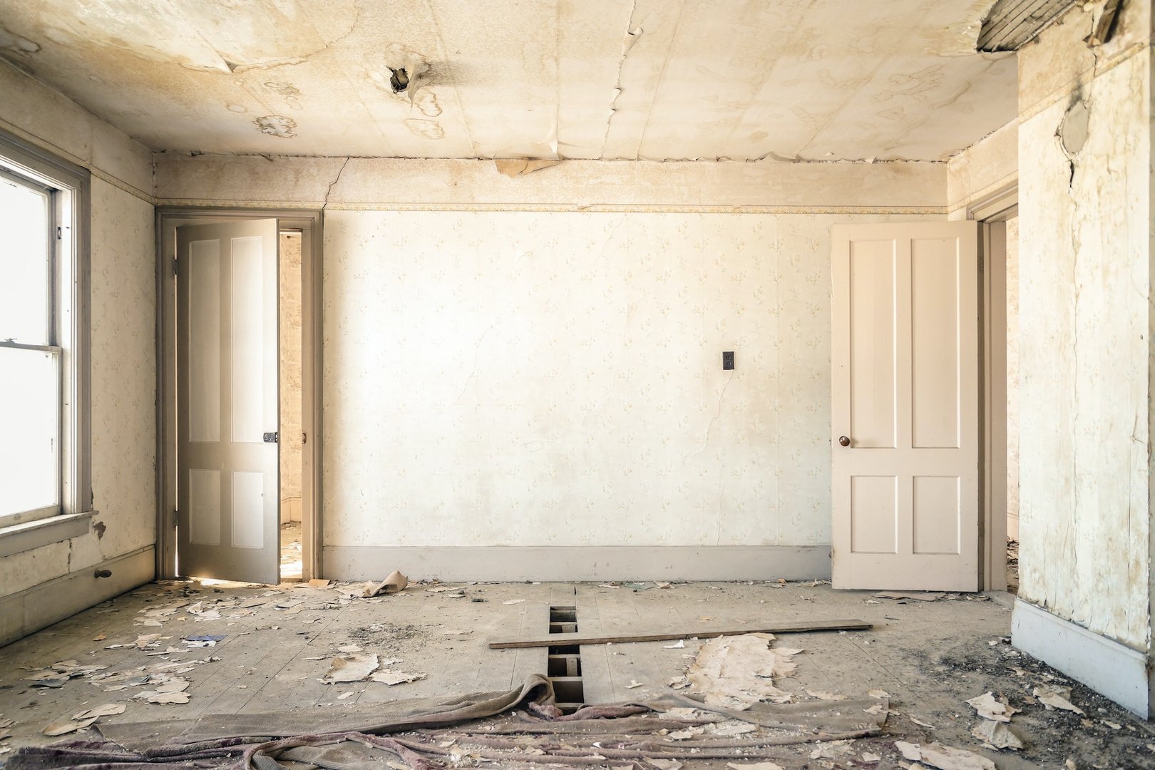 image Increasing the chances of selling an older house