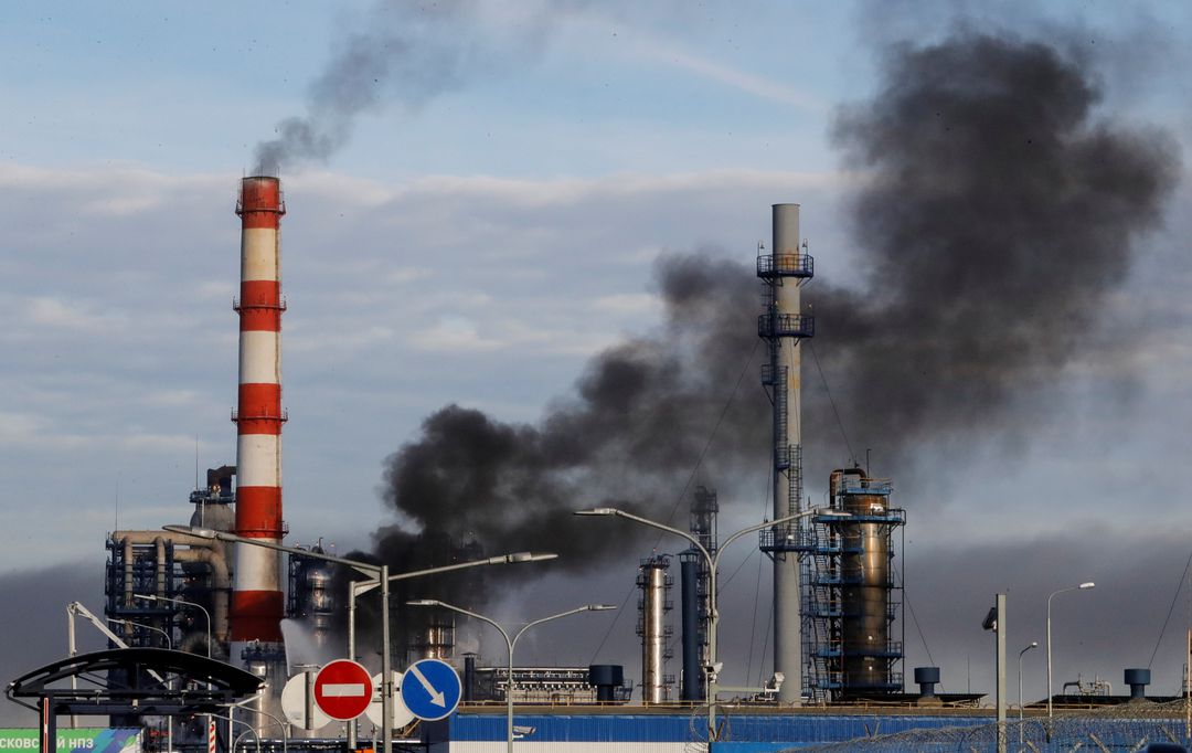 image Why is there a worldwide oil-refining crunch?