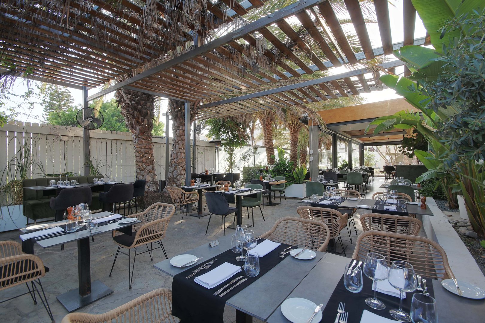 image Restaurant review: Ficardo Restaurant &#038; Garden, Paphos