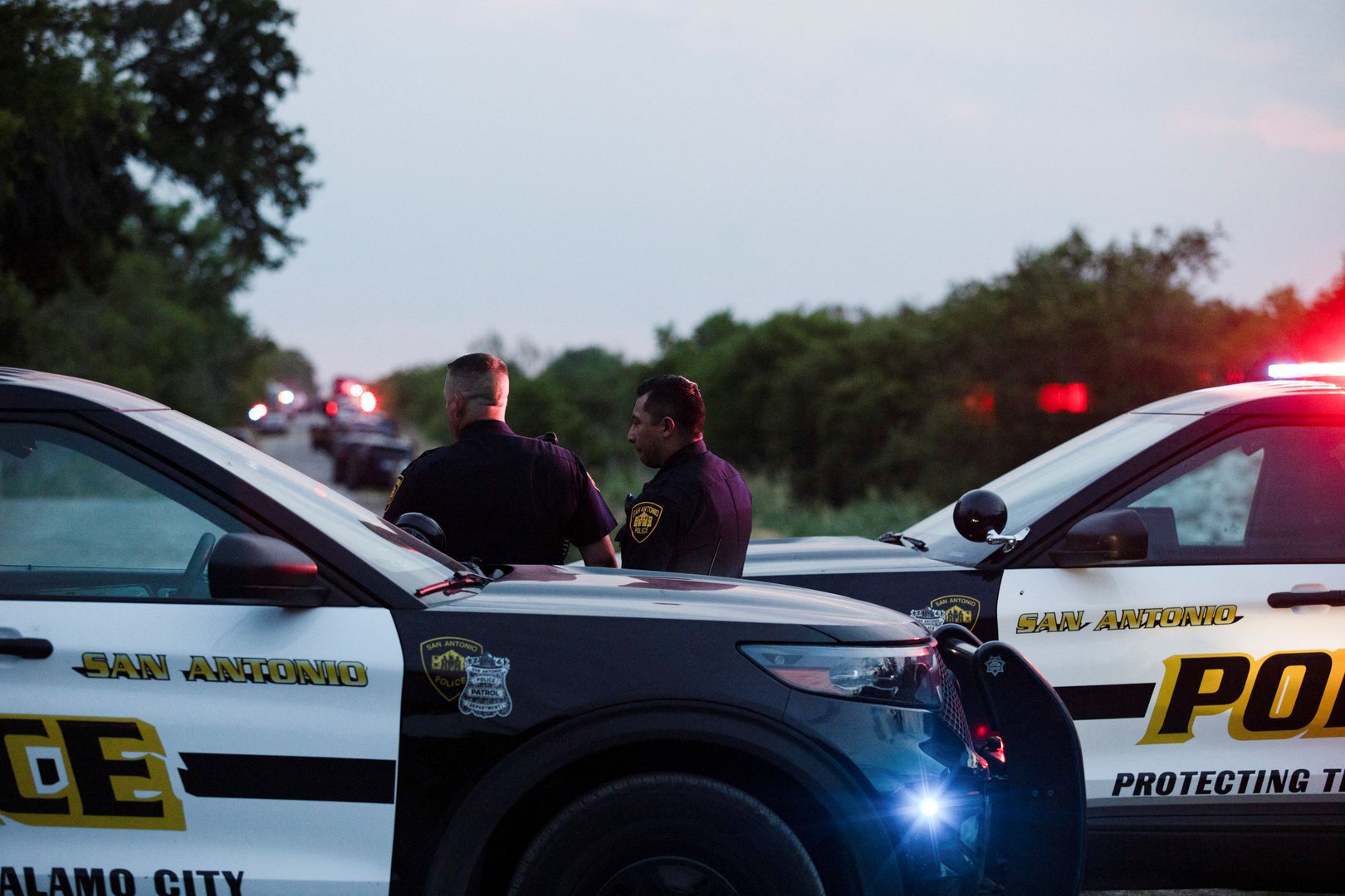 image Death toll from migrants found in truck in Texas reaches 50, Mexico says