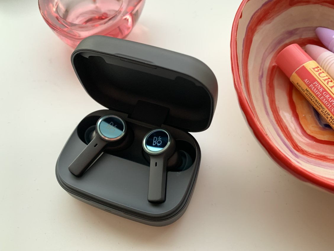 image True wireless devices lift stagnating audio segment
