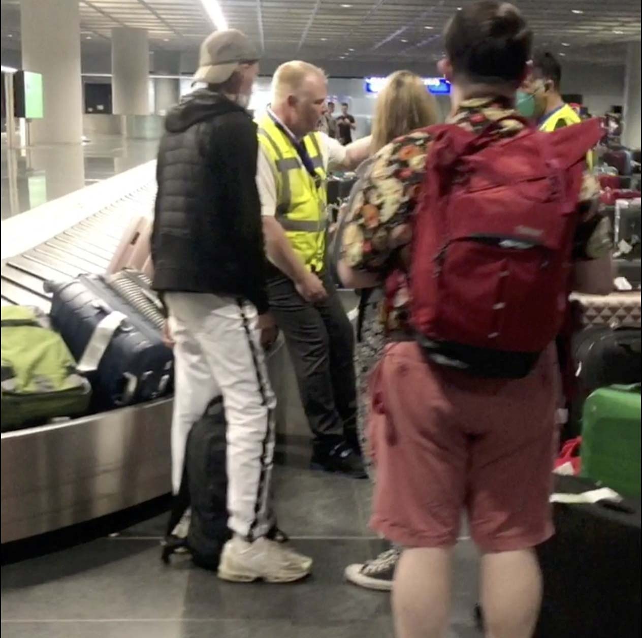 image Cypriot MPs say stuck in Frankfurt airport for two days in &#8216;third-world conditions&#8217;
