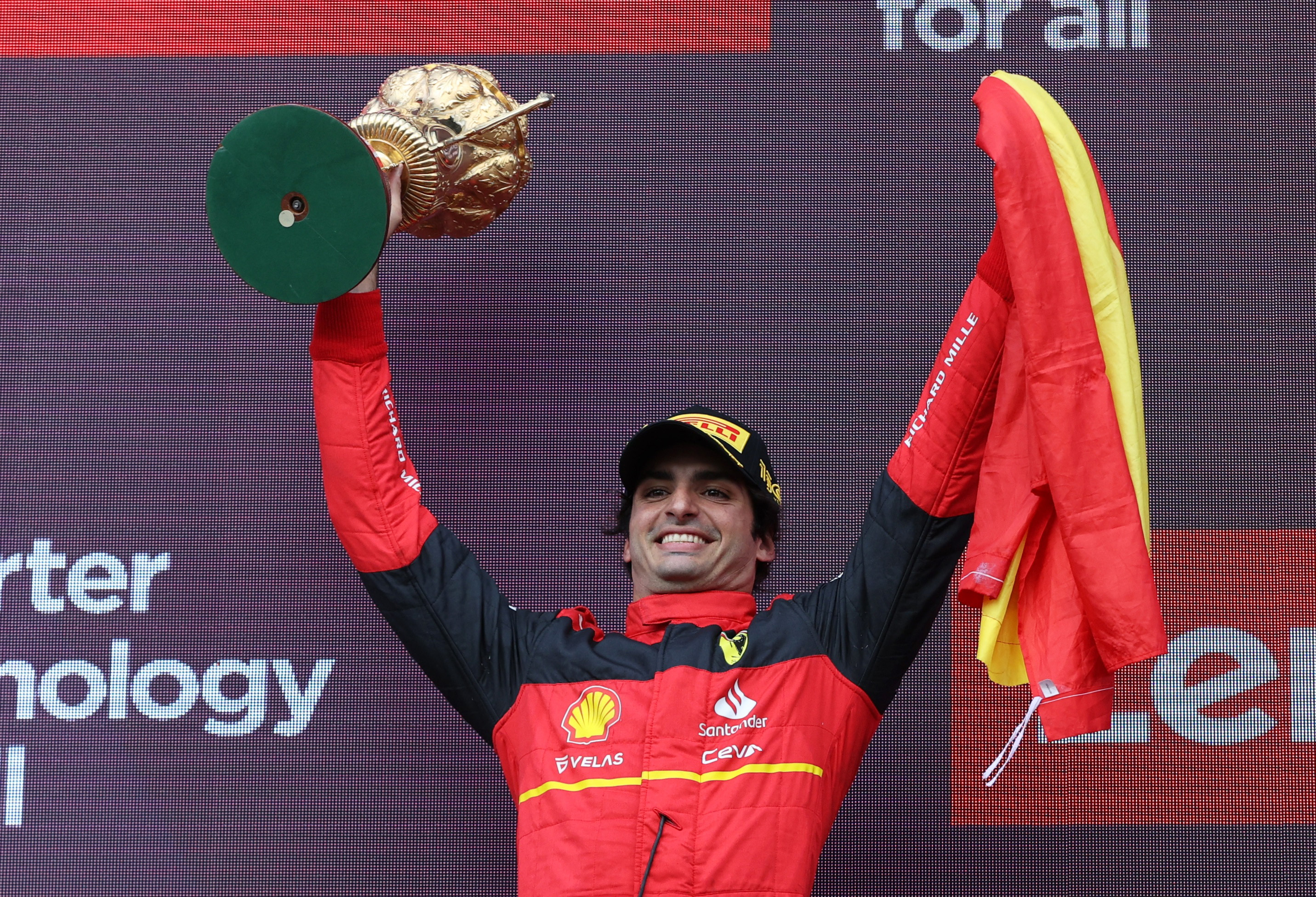 image Sainz takes his first F1 win in Silverstone thriller
