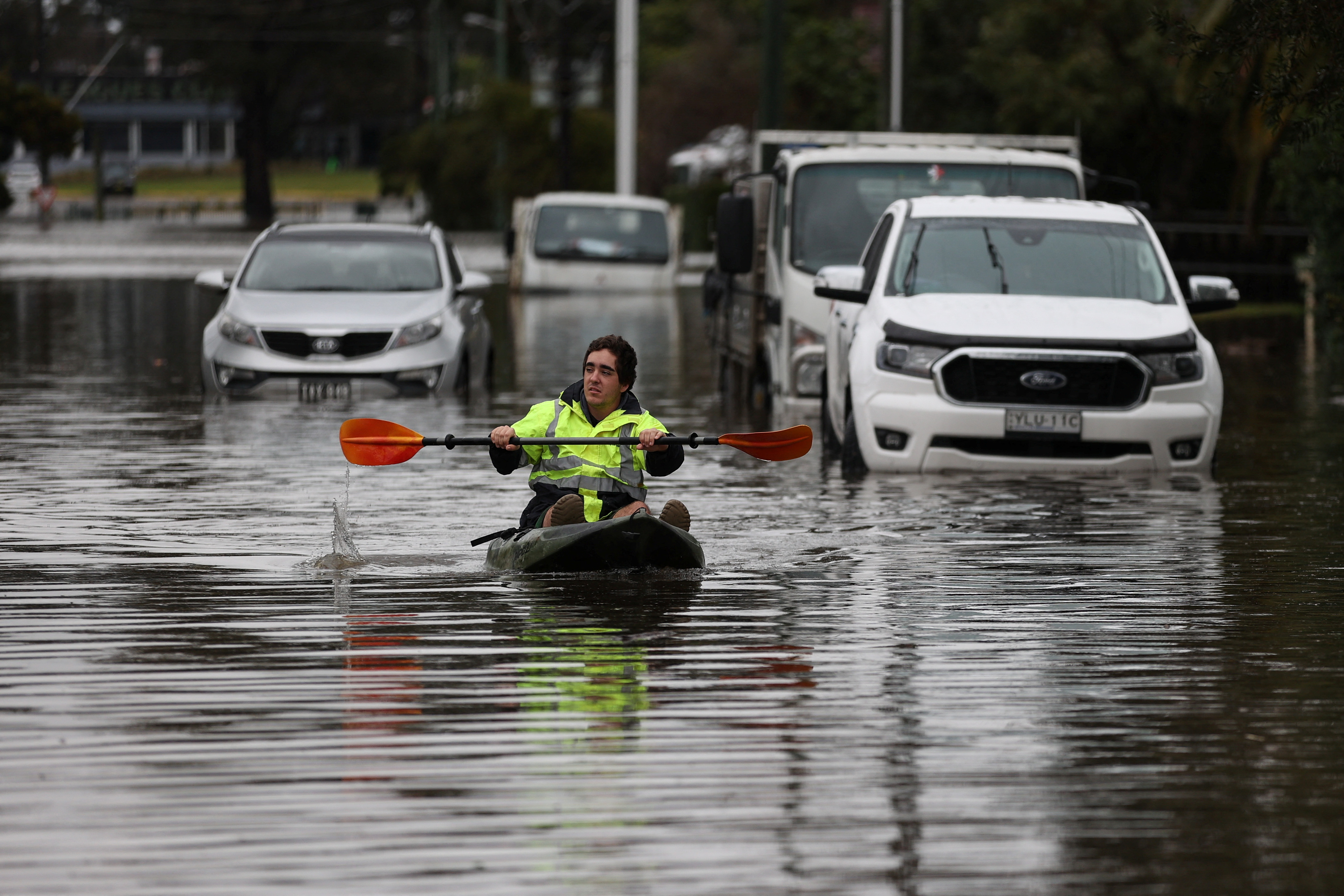 image Australia floods worsen as thousands more flee Sydney homes