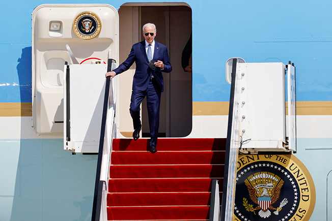 image Biden lands in Israel at start of high-stakes Middle East visit