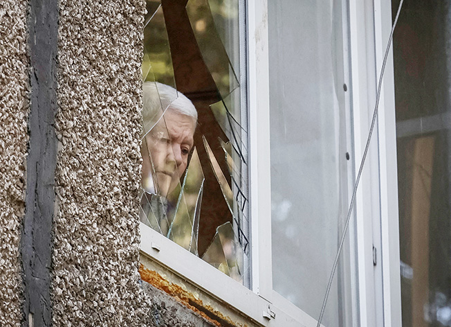 image Russia stepping up operations as more rockets hit Ukraine