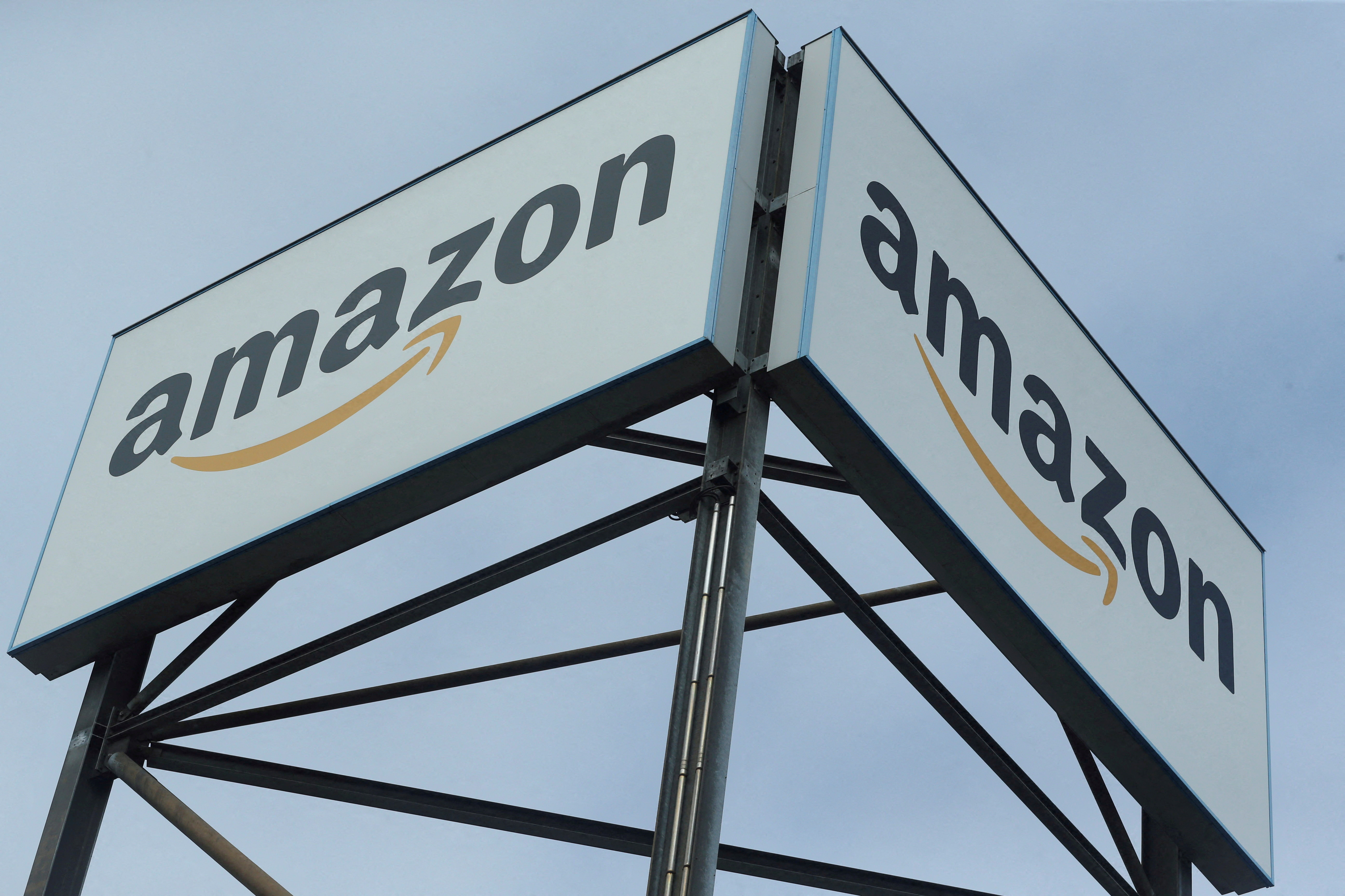 image Amazon strikes $3.5 bln deal for One Medical in long march into U.S. healthcare